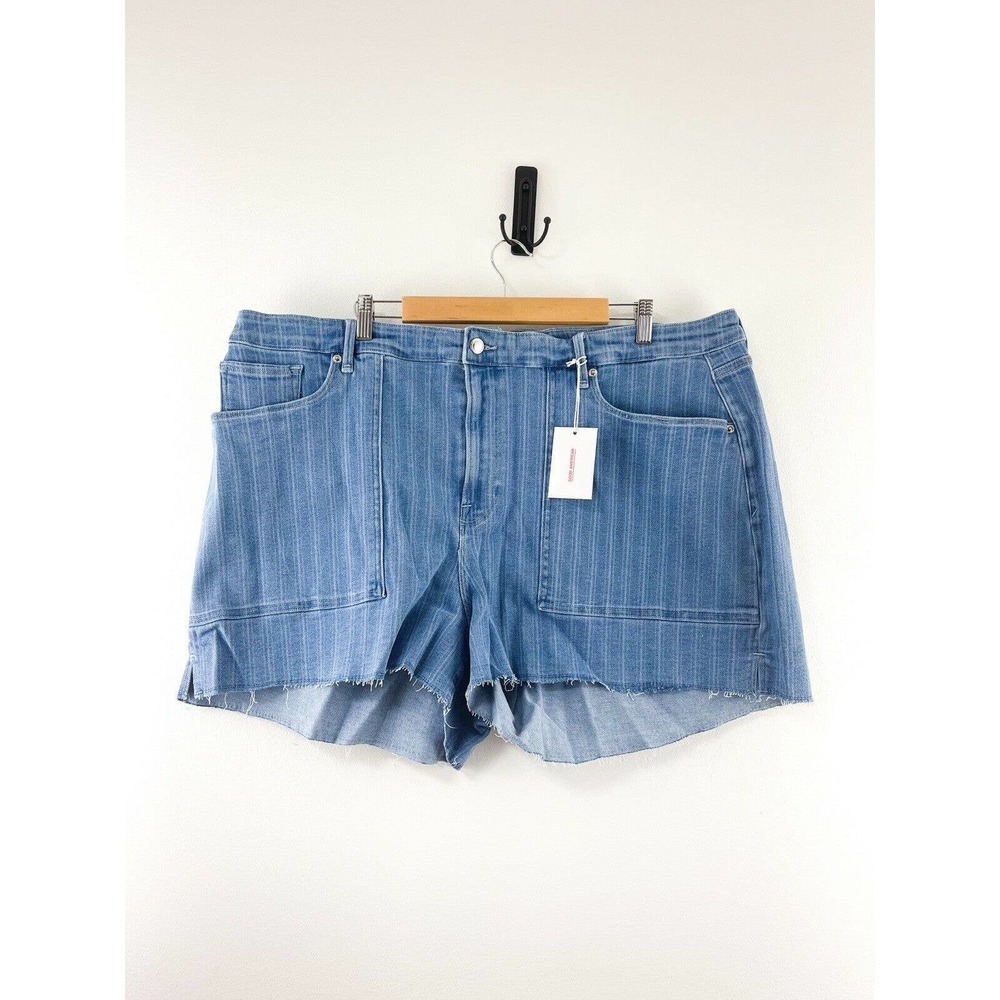 NWT GOOD AMERICAN Stripe Cut Off Shorts; Size 22